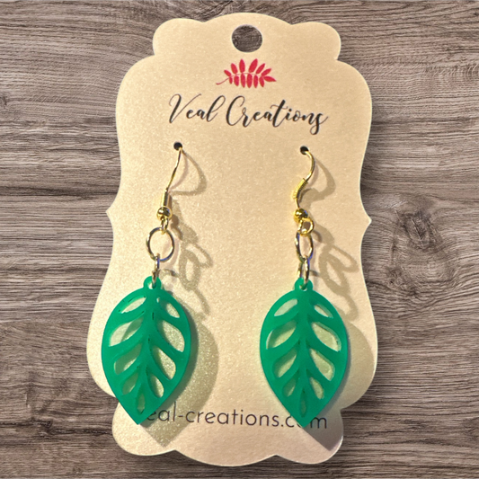 Green Leaf Acrylic Earrings – Lightweight Nature-Inspired Statement Jewelry