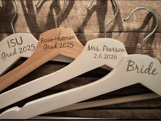 Custom Engraved Wooden Hangers – Perfect for Bride, Graduate, Bridesmaids & Groomsmen