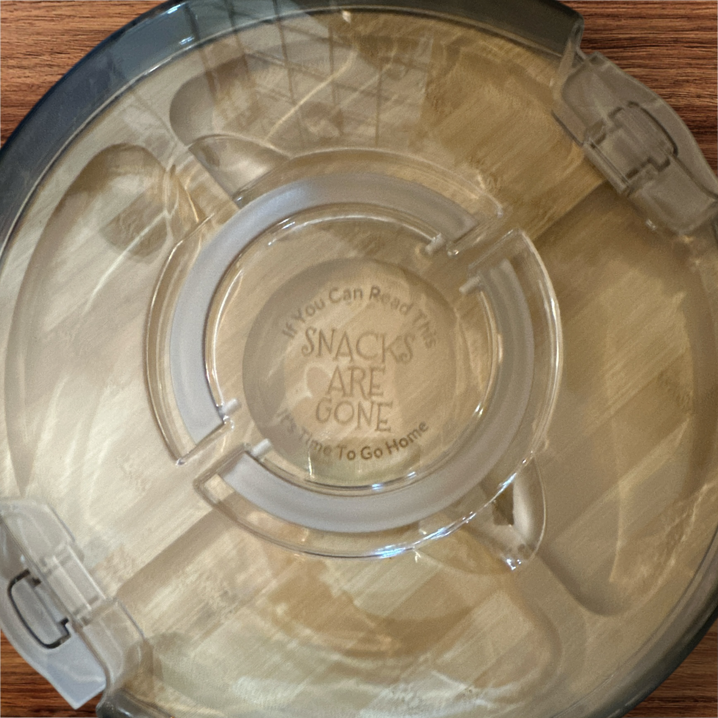 Charcuterie Board with Cover & Carrying Handle